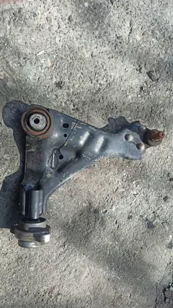 Delphi TC3685 Främre Upphängningsarm