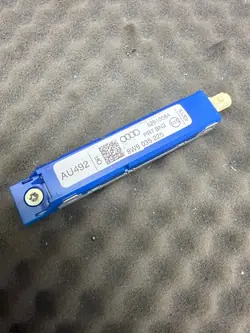 Amplificador de antena Audi VW 8W9035225