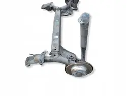 OEM 5Q0501049AH Bakaxelbalk - Begagnad