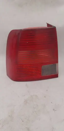 Volkswagen PASSAT B5 Feu Arrière Gauche, OEM 3B9945095F