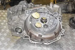 Vaihteiston kotelo OEM 02E301107 VW 2.0 TDI:lle