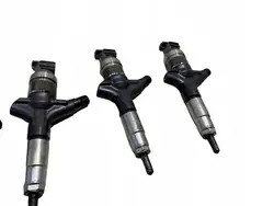 Injecteur de carburant SUBARU FORESTER III DENSO 16613AA030