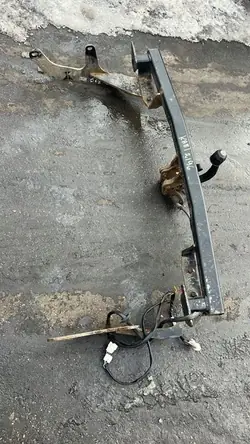 Anhängerkupplung Ende Renault OE 756125551R - Gebraucht