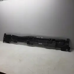 Nedre vindrutetätning OEM 7104936 Citroen C5 X