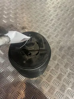Volvo XC90 2017 Coussin suspension arrière OEM 31476427