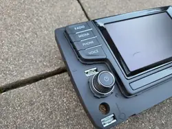 VW Golf VII navigointinäyttö OEM 5G0919605D Alpine