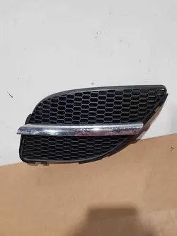 Nissan Almera N16 2002 Front Left Grille