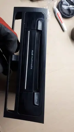 Leitor navegação MMI OEM 8R2035652A para A4 B8