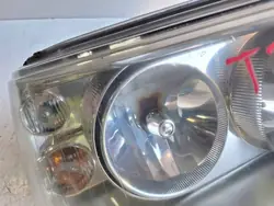 LAMPE DROITE VOLKSWAGEN TRANSPORTER T5 03-10