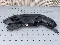 Hyundai Kona 2020 LED päiväajovalaisin OEM 92207J9600