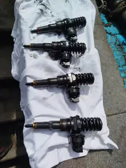 OEM 038130073AG Insprutare för VW Golf V 1.9 TDI