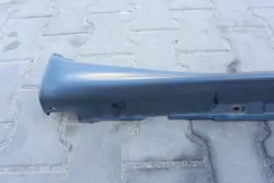 Protetor de soleira esquerdo OEM 768511KA6A Nissan Juke