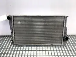 Radiateur d'eau OEM 7788903 pour BMW E84 2.0 116CH