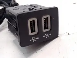 Tomada USB Ford Kuga MK2 HC3T-14F014-DB