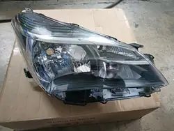 Phare droit Toyota Yaris III DEPO