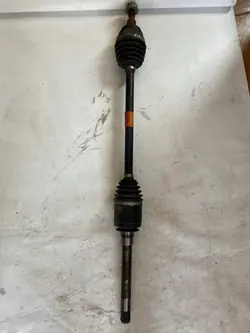 Höger framaxel Mercedes GLS 5.0 i