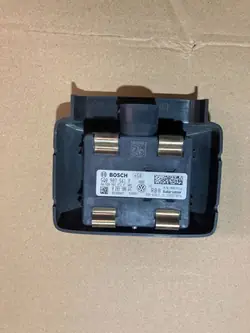 Volkswagen OEM 5Q0907561F Radarsensor - Gebraucht