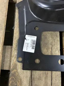 Reforço antepara traseira OEM 8w9813307a Audi A4 B9