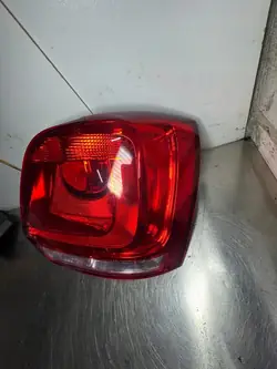 Feu arrière droit Polo V 6R Volkswagen OE