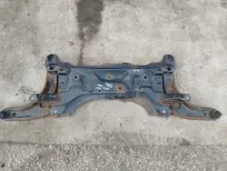 Subchasis delantero Toyota Yaris II OEM YARIS II SANKI PRZÓD