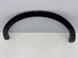 Ford Capri EV takaoikea lokasuoja OEM R2KB-R286D02-B