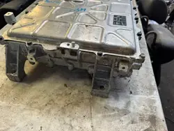Onduleur Hyundai Ioniq OEM 261074 - Occasion