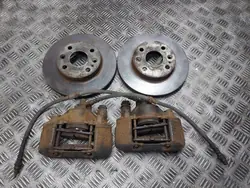 Bremsscheiben + Beläge + Bremssättel Vorne OEM Mazda Demio I