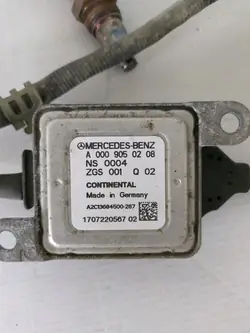 Sensor NOx Mercedes OEM A0009050208 para W205 2.2CDI