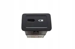 Prise AUX Mercedes-Benz OEM A2478200401 - Occasion