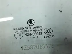 Vitre Portière Droite Arrière Skoda OE Octavia 2 II