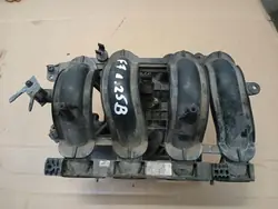 Ford OE 8A6G-9424-A Ansaugkrümmer gebraucht