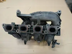 Coletor de admissão Ford OE 8A6G-9424-A usado