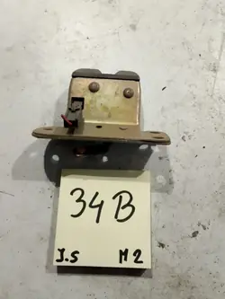 Fecho de porta traseira Mitsubishi MR191546 - Peça OEM