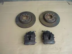 Conjunto pinças, discos e pastilhas dianteiras OEM 54MM