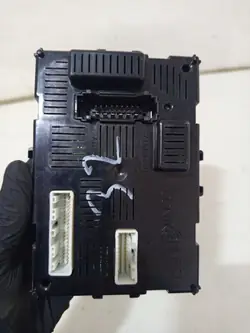 BCM-modul OEM 8200343732 för Renault Clio III