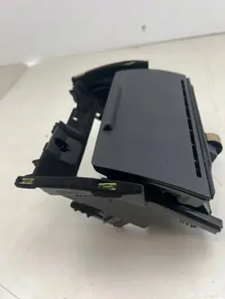 Porsche Macan (95C) Fronttunnel-Aschenbecher OEM 95C864051D