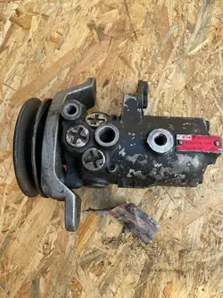 Direção assistida AUDI 100 (44, 44Q, C3) 2.1L gasolina