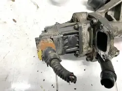 Soupape EGR OEM 55566052 pour Opel Insignia 2.0L 2009