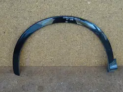 AUDI Q3 8U S-LINE Etuvasemman lokasuojan peite 8U0853717B