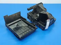 Caja de fusibles VW Touran I OEM 1K0937125D - Usado