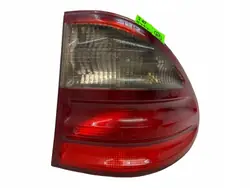Mercedes E 220 CDI S210 W210 Rechter Achterlicht A2108205464