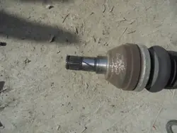 OEM 13348263 Vasen Etuakseli Opel Zafira C:lle