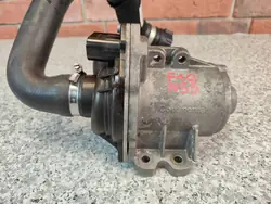 Pompe à eau électrique BMW F10 F01 F07 F06 F25 F26 E70 N55 7632426