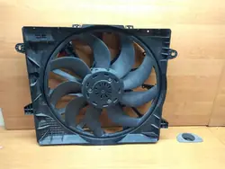 OEM 68272755AD Fläktkåpa Jeep Wrangler JL 2.0T