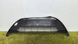Front Bumper Grill Toyota Yaris III 3 Lift 17- OEM