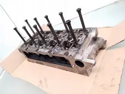 Begagnad motorhuv OEM 04L103373E Audi A4 B9