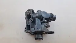 Pompe à eau Audi A4 B8 2.0 TFSI 06H121026BA