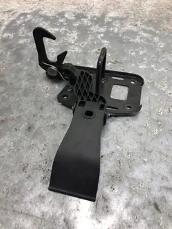 Motorhuvudlås Audi Q5 LIFT 8R0823480B