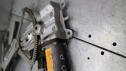 Lève-vitre avant droit Opel Astra G 1.6B 90521882