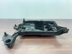Base fixação bateria Cupra Formentor OEM 5WA915331